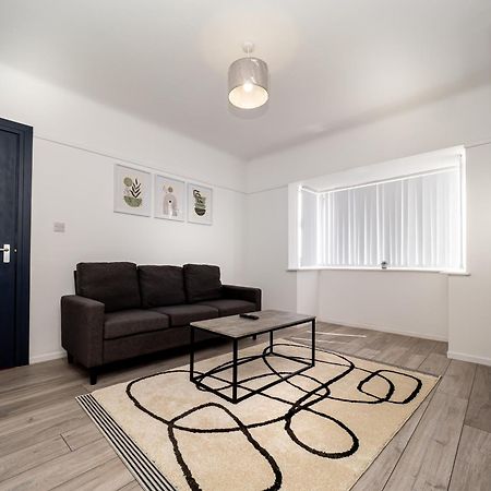 3Br Haven Retreat In Wallasey With Free Street Parking Exterior foto