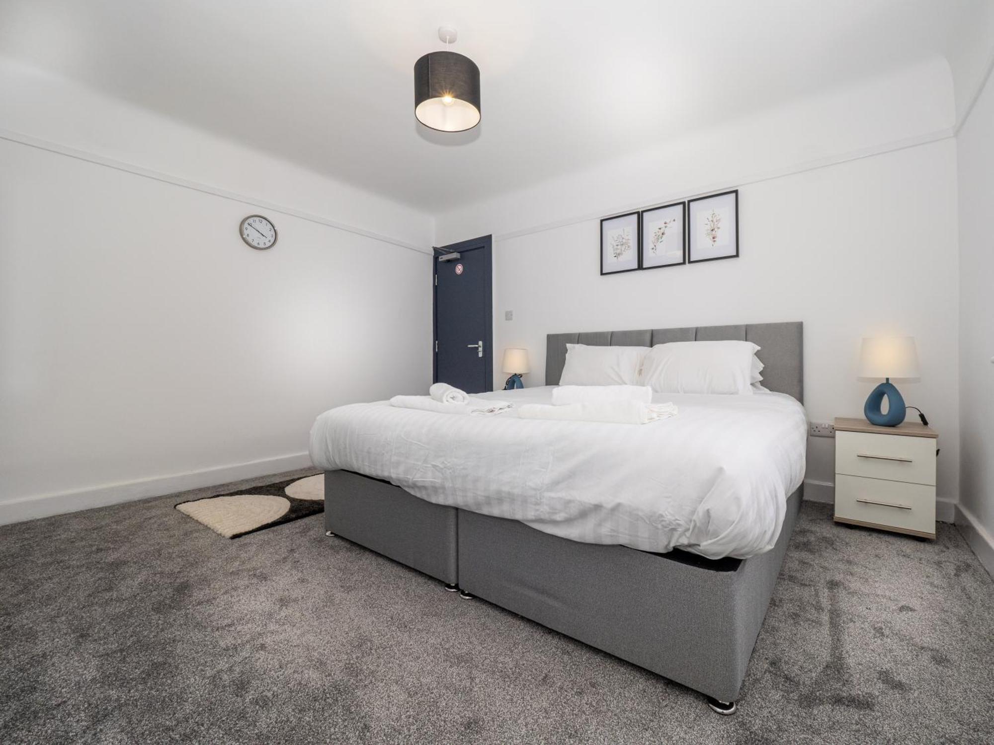 3Br Haven Retreat In Wallasey With Free Street Parking Exterior foto